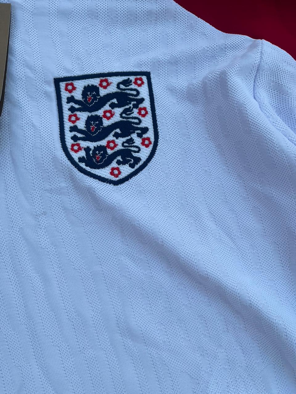 Tracksuit - England - 24